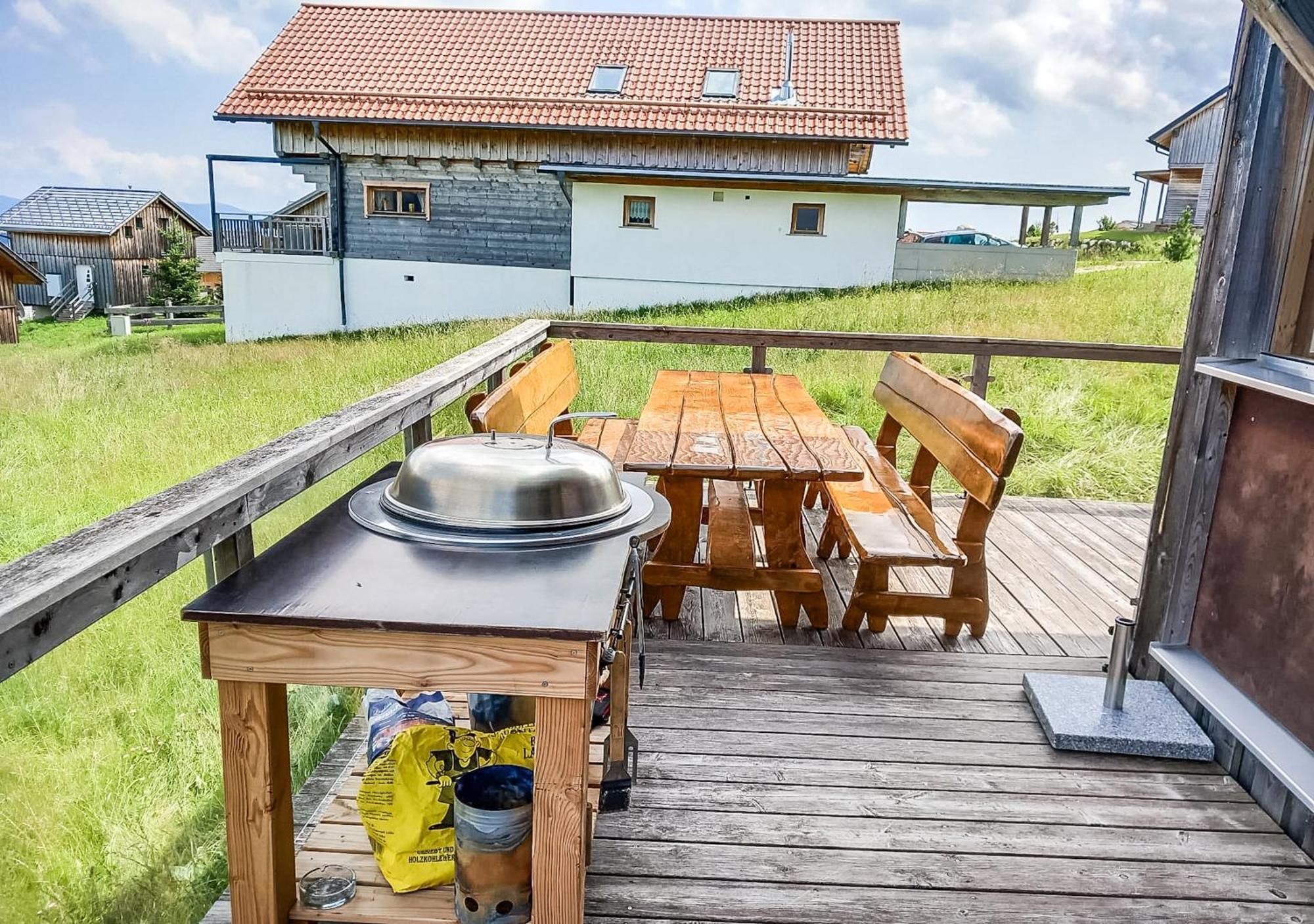 1A Chalet '4 Jahreszeiten' Ski Fahren Und Jacuzzi Mit Aussicht! Bad St. Leonhard im Lavanttal Exterior foto