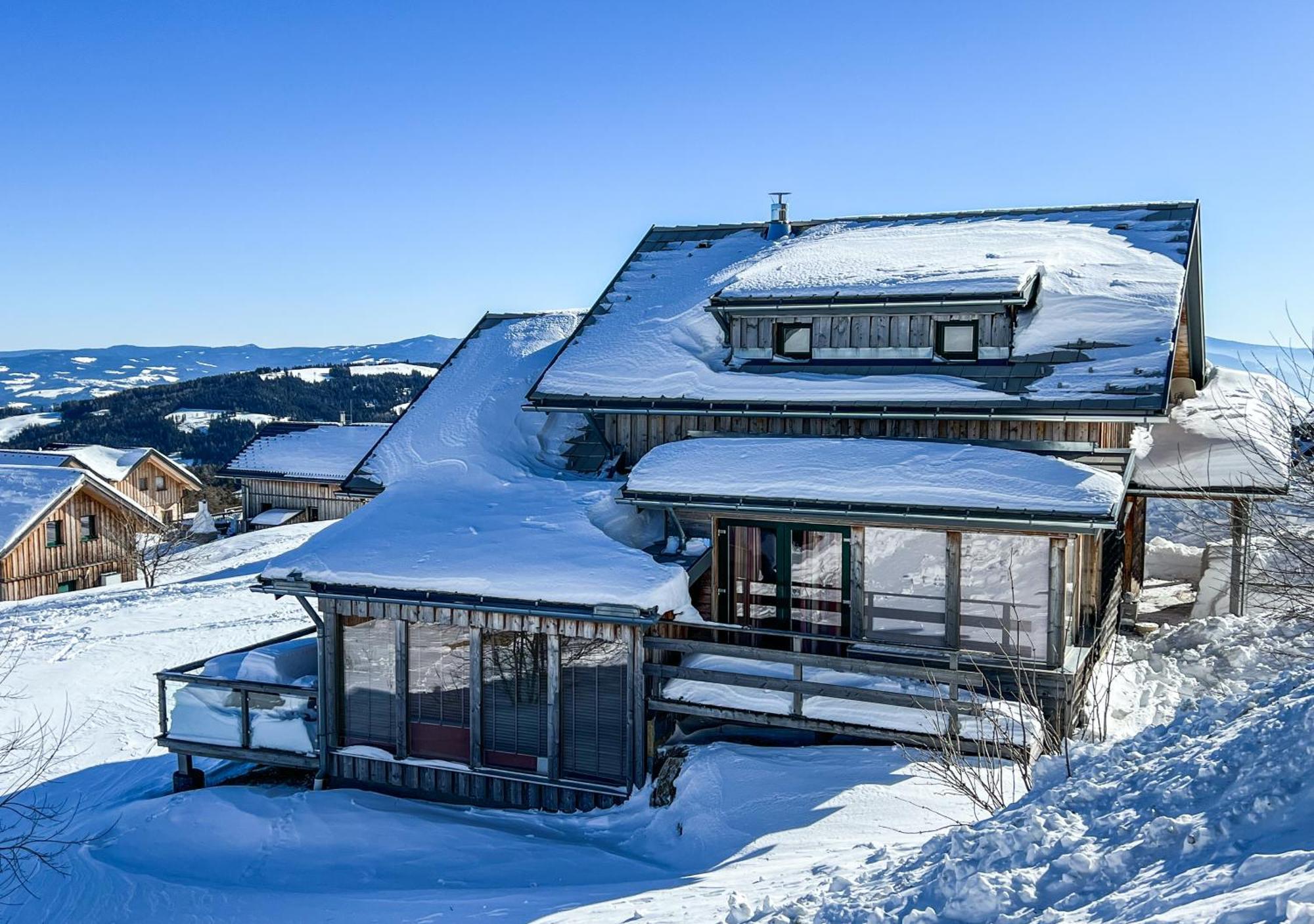 Villa 1A Chalet '4 Jahreszeiten' Ski Fahren Und Jacuzzi Mit Aussicht! Bad St. Leonhard im Lavanttal Exterior foto