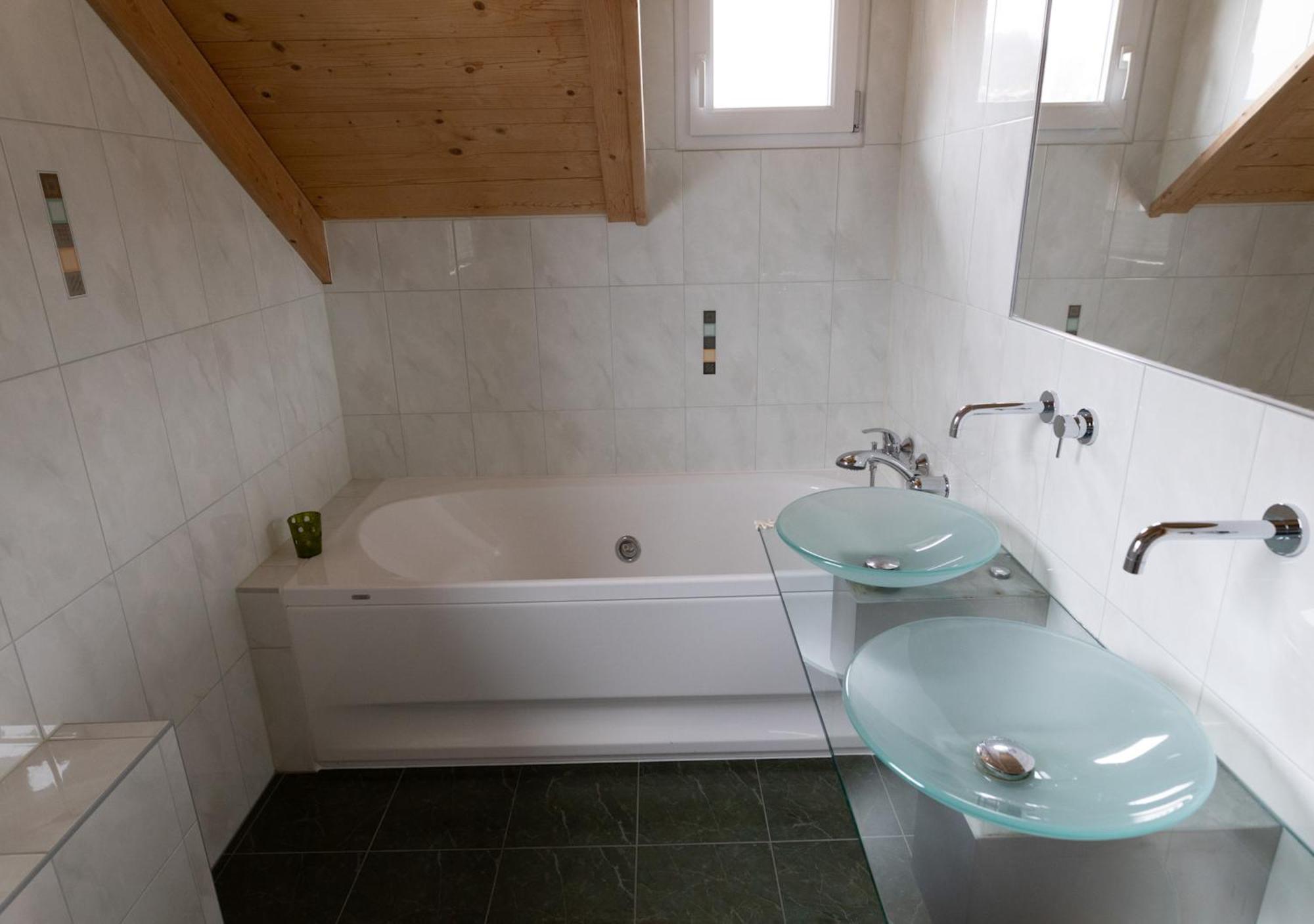 1A Chalet '4 Jahreszeiten' Ski Fahren Und Jacuzzi Mit Aussicht! Bad St. Leonhard im Lavanttal Exterior foto