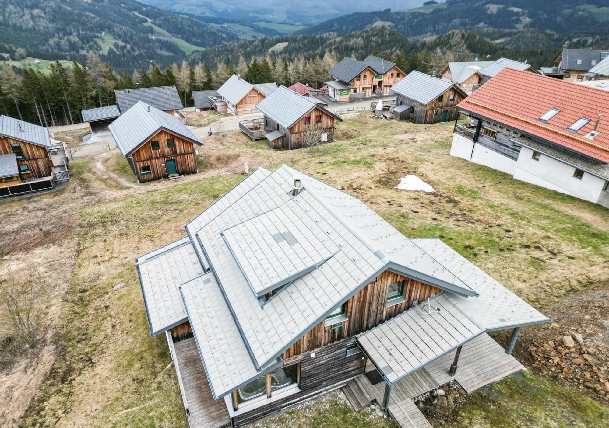 1A Chalet '4 Jahreszeiten' Ski Fahren Und Jacuzzi Mit Aussicht! Bad St. Leonhard im Lavanttal Exterior foto