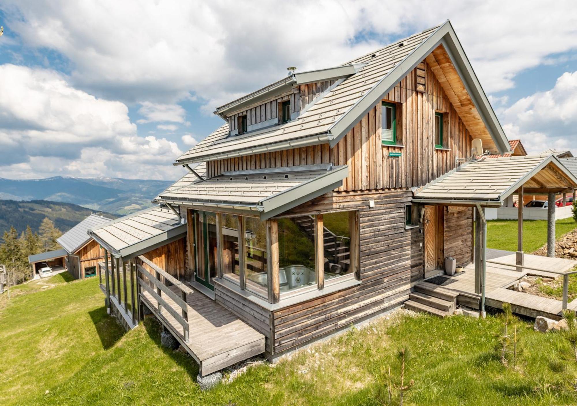 1A Chalet '4 Jahreszeiten' Ski Fahren Und Jacuzzi Mit Aussicht! Bad St. Leonhard im Lavanttal Exterior foto